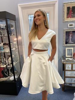Ashley Lauren White Size 6 Two Piece Bridal Shower Satin Cocktail Dress on Queenly