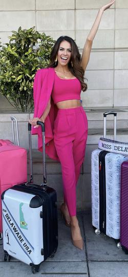 Pink Size 00 Jumpsuit Dress on Queenly