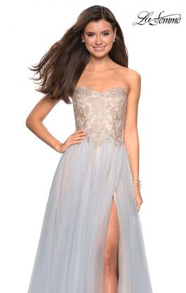 Style 27795 La Femme Blue Size 4 Prom Side slit Dress on Queenly