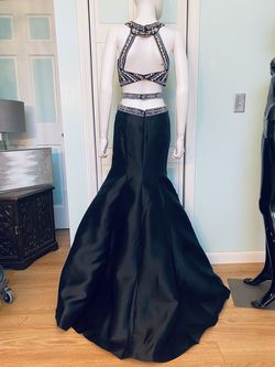 Zoey Grey Black Size 6 Grey Mermaid Dress on Queenly