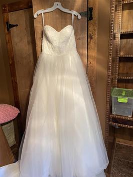 David's Bridal White Size 6 Embroidery Prom Train Dress on Queenly