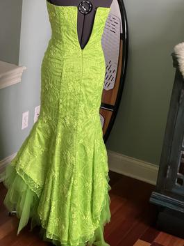 One Week Delivery Green Size 2 Black Tie Mermaid Dress on Queenly