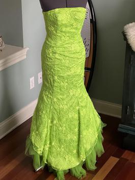 One Week Delivery Green Size 2 Floor Length Mermaid Dress on Queenly
