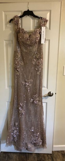 Portia and Scarlett Nude Size 6 Sweetheart Embroidery Mermaid Dress on Queenly