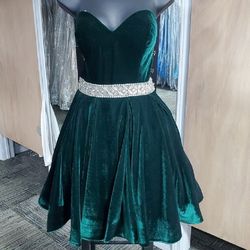 Style x361 Blush Prom Green Size 12 Jewelled Plus Size Holiday Blush Cocktail Dress on Queenly