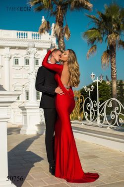 Style 50756 Tarik Ediz Red Size 6 Black Tie Mermaid Dress on Queenly