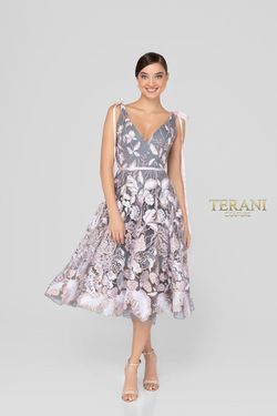 Style 1912C9044 Terani Couture Silver Size 10 Sorority Formal Multicolor Wedding Guest Cocktail Dress on Queenly