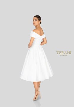 Style 1912C9656 Terani Couture White Size 2 Sweetheart Ivory Cocktail Dress on Queenly