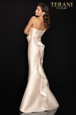Style 2011E2424 Terani Couture Gold Size 14 Tall Height One Shoulder Mermaid Dress on Queenly