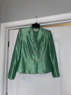 Le Suit Green Size 4 Straight Dress on Queenly