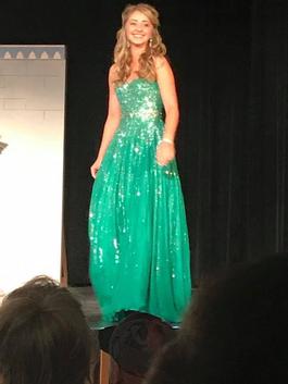 Sherri Hill Green Size 2 Sweetheart Strapless A-line Dress on Queenly