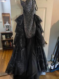 Dana Mathers Black Size 4 Overskirt Midi Train Dress on Queenly
