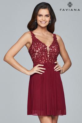 Style 8070 Faviana Red Size 8 Holiday Tall Height Cocktail Dress on Queenly