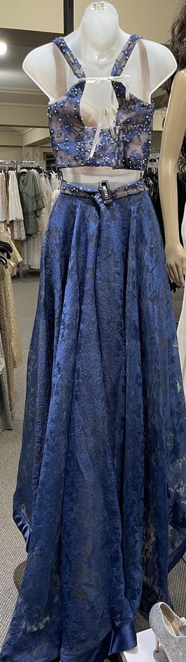 Tera I Blue Size 6 Floor Length Train Dress on Queenly