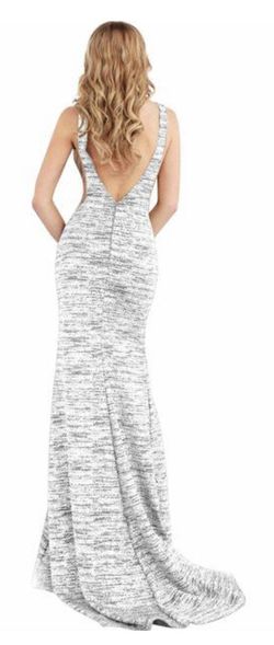 Jovani White Size 10 Straight Dress on Queenly