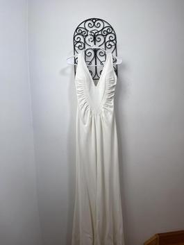 Jovani White Size 0 Summer Fitted Pageant Side slit Dress on Queenly