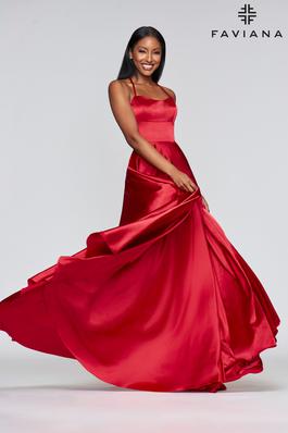 Style S10211 Faviana Red Size 4 Military A-line Straight Dress on Queenly