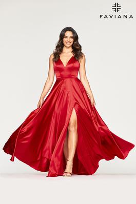 Style S10209 Faviana Red Size 0 Side slit Dress on Queenly