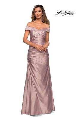 Style 28103 La Femme Gold Size 18 Plus Size Fitted Mermaid Dress on Queenly