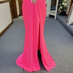 Style 85257 Mac Duggal Hot Pink Size 6 Sequined Barbiecore Side slit Dress on Queenly