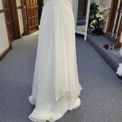 Style 65115 Mac Duggal White Size 6 $300 Tall Height Ivory Straight Dress on Queenly