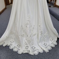 Style 8204 Mary's Bridal White Size 14 Jewelled Embroidery Cotillion Plus Size Ball gown on Queenly