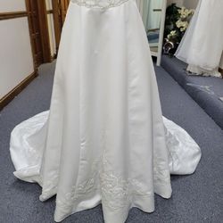 Style 6326 Mary's Bridal White Size 6 Satin Tall Height Silk Halter Train Dress on Queenly