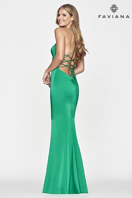 Style S10661 Faviana Green Size 00 Silk Flare Straight Dress on Queenly