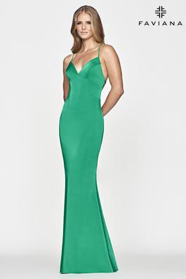 Style S10661 Faviana Green Size 00 Silk Flare Straight Dress on Queenly