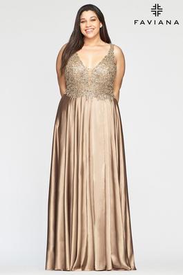 Style 9494 Faviana Gold Size 18 Plus Size Polyester A-line Dress on Queenly