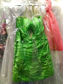 Maggie Sottero Green Size 12 Midi Cocktail Dress on Queenly