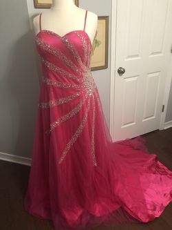 Pink Size 14 Train Dress on Queenly