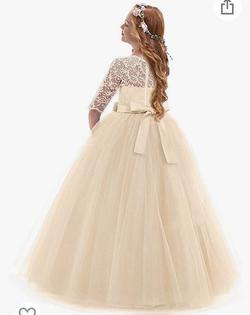 Nude Size 0 Ball gown on Queenly