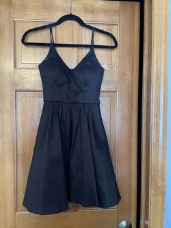 Style -1 B. Darlin Black Size 0 V Neck Free Shipping Cocktail Dress on Queenly