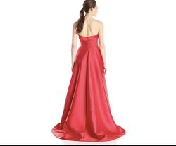 Mac Duggal Red Size 4 Strapless Prom Train Dress on Queenly