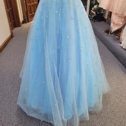 Style 8275 Morilee Blue Size 6 Sweetheart Ball gown on Queenly