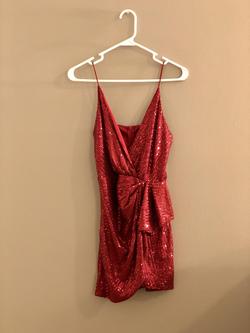 Red Size 6 Cocktail Dress on Queenly