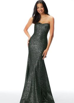 Style 46042 Morilee Black Size 0 Strapless Sweetheart Straight Dress on Queenly