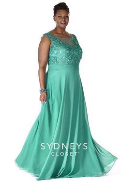 Style SC4048 Sydneys Closet Green Size 20 Plus Size Emerald Military Straight Dress on Queenly