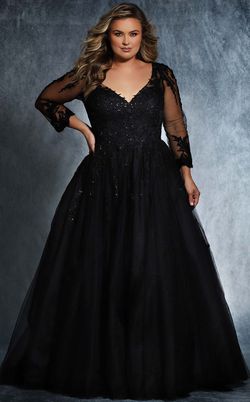 Style MB2118 Sydneys Closet Black Size 16 Pageant Plus Size Long Sleeve Ball gown on Queenly
