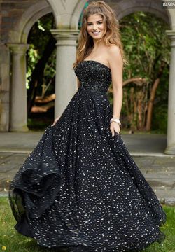 Style 45052 Morilee Black Size 18 Plus Size Ball gown on Queenly