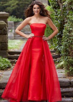 Style 45029 Morilee Red Size 12 Train A-line Ball gown on Queenly