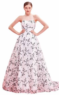 Style Devin Jadore Light Pink Size 18 Print Prom Tall Height Ball gown on Queenly