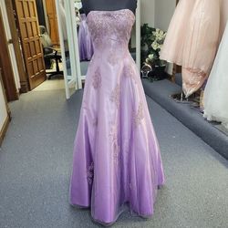 Style HBP1933 Precious Formals Purple Size 6 Strapless Prom Ball gown on Queenly