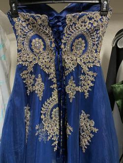 Camille La Vie Blue Size 4 Pattern Black Tie Corset Mermaid Dress on Queenly