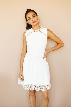 McKenzie Rae White Size 6 $300 Bridal Shower Lace Cocktail Dress on Queenly