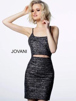 Style 1128 Jovani Black Size 6 Cocktail Dress on Queenly