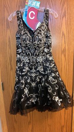 MoriLee Black Size 6 Sheer A-line Dress on Queenly