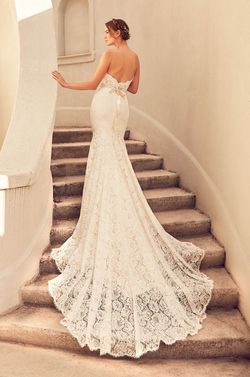 Style 4797 Paloma Blanca White Size 16 Flare Ball Gown Wedding Plus Size Tall Height Mermaid Dress on Queenly