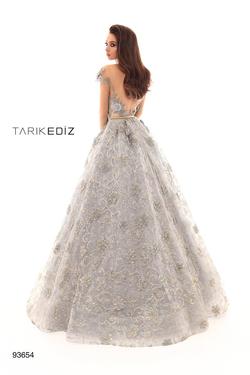 Style 93654 Tarik Ediz White Size 10 Gold Ivory Ball gown on Queenly